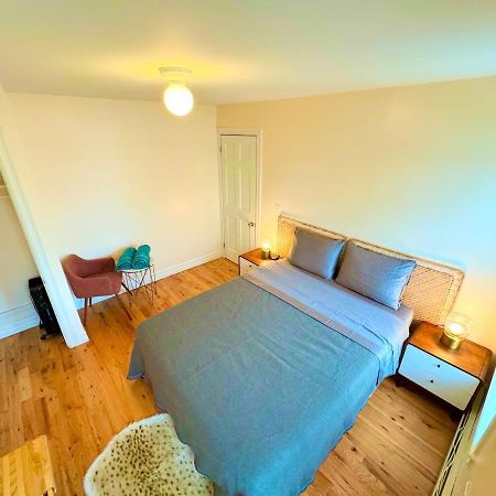 The Waltham Private Room & Bathroom John F Kennedy Jfk Lga Airport Manhattan Penn Station Bullet-Train 15 Min New York City Exterior photo