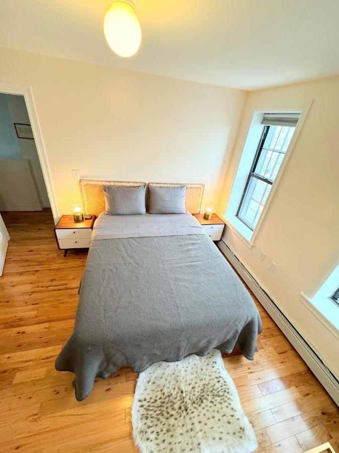 The Waltham Private Room & Bathroom John F Kennedy Jfk Lga Airport Manhattan Penn Station Bullet-Train 15 Min New York City Exterior photo